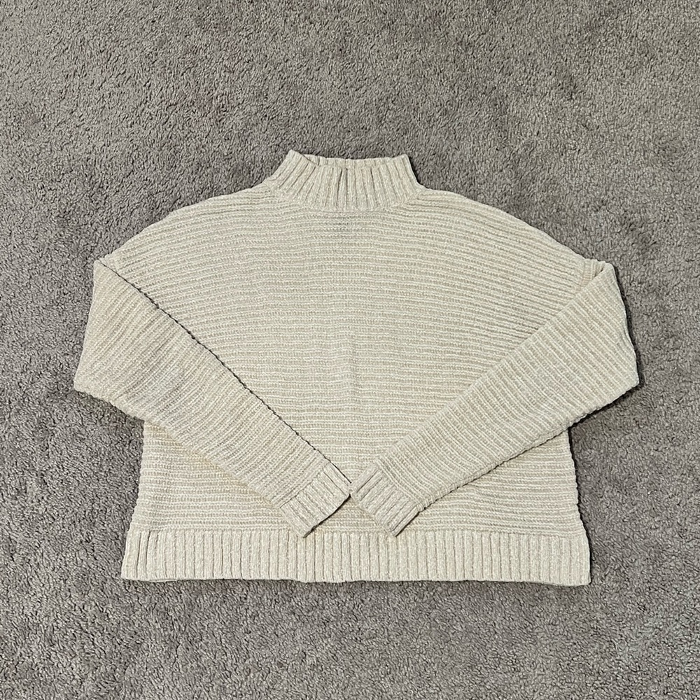 Forever 21 Cream Turtleneck